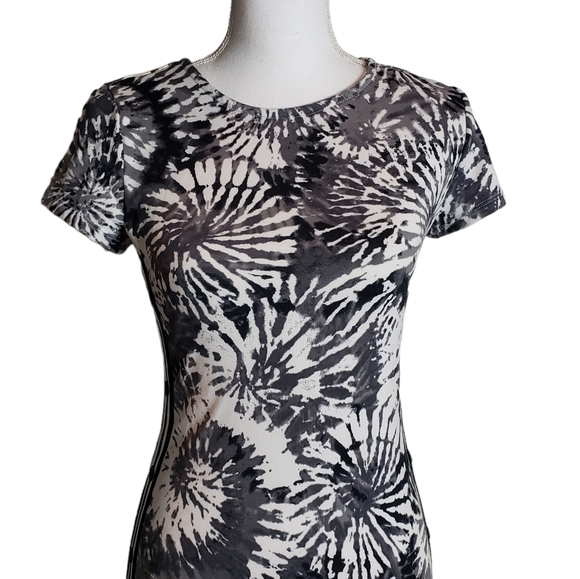 Gray White Tie Dye Bodycon T-Shirt Dress Juniors Sz Med 7-9 Crewneck Stretchy - Picture 2 of 16